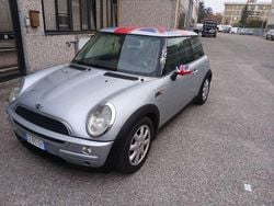 Grigio Usata 2005 Mini ONE Due volumi | 4300 € (Molto cara)