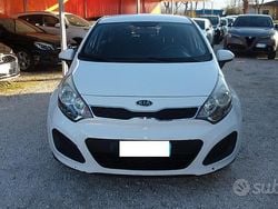 Bianco Usata 2012 Kia Rio EX Tre volumi | 3999 € (Buon prezzo)
