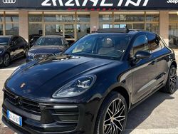 Nero Usata 2023 Porsche Macan SUV | 78.000 € (Molto cara)