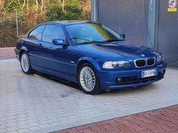 Blu/azzurro Usata 2001 BMW 318 Comfort Edition Coupé | 10.000 € (Molto cara)