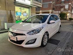 Bianco Usata 2013 Hyundai i30 Comfort Station wagon | 5999 € (Buon prezzo)