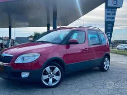 Rosso Usata 2008 Skoda Roomster Station wagon | 2990 € (Buon prezzo)