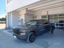 Grigio scuro Usata 2022 RAM 1500 Pick-up | 69.700 €