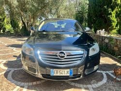 Nero Usata 2010 Opel Insignia Tre volumi | 5000 € (Buon prezzo)
