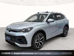 F0 dolomite silver metallizzato Nuova 2025 VW Tiguan R-line SUV | 53.900 € (Molto cara)