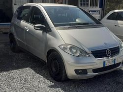 Grigio Usata 2006 Mercedes A160 Tre volumi | 2000 € (Buon prezzo)