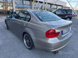 Marrone Usata 2008 BMW 325 Tre volumi | 2500 € (Buon prezzo)
