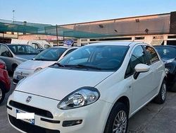 Bianco Usata 2018 Fiat Punto Street Due volumi | 8900 € (Molto cara)