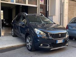 Grigio Usata 2017 Peugeot 2008 Allure SUV | 8780 € (Buon prezzo)