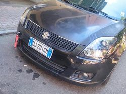 Grigio Usata 2007 Suzuki Swift Due volumi | 2000 €