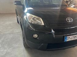 Nero Usata 2010 Toyota Urban Cruiser Luxury SUV | 4899 € (Ottimo prezzo)