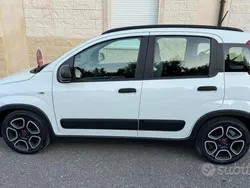 Usata 2022 Fiat Panda Due volumi | 12.900 € (Cara)