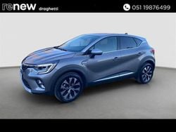 Grigio scuro Usata 2024 Renault Captur Techno SUV | 17.900 € (Ottimo prezzo)