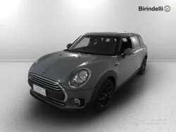 Moonwalk grey metallic Usata 2018 Mini One Clubman Business Station wagon | 17.500 € (Cara)