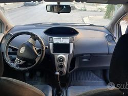 Grigio Usata 2008 Toyota Yaris Sport Due volumi | 2600 €