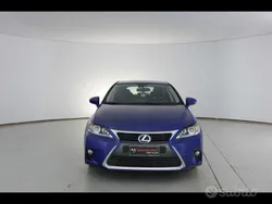 Usata 2015 Lexus CT200h Executive Line Tre volumi | 11.600 € (Buon prezzo)