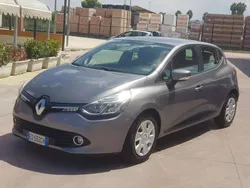 Grigio Usata 2013 Renault Clio IV Tre volumi | 5300 € (Buon prezzo)