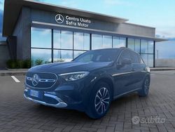 Grigio grafite ; Usata 2023 Mercedes GLC220 Advanced Tre volumi | 53.900 € (Buon prezzo)
