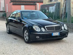 Usata 2004 Mercedes E220 Tre volumi | 3000 €