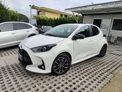 Bianco Usata 2023 Toyota Yaris Hybrid Tre volumi | 16.999 € (Buon prezzo)