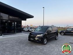 Nero Usata 2019 Opel Combo Monovolume | 6450 € (Super prezzo)