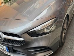 Grigio Usata 2019 Mercedes B200 Monovolume | 28.500 €