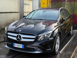 Nero Usata 2016 Mercedes GLA220 Premium SUV | 11.999 € (Ottimo prezzo)