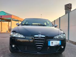 Usata 2005 Alfa Romeo 147 Distinctive Due volumi | 2500 € (Buon prezzo)