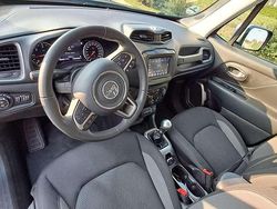 Grigio Usata 2022 Jeep Renegade Limited SUV | 17.000 € (Buon prezzo)