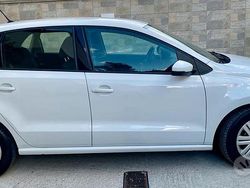 Bianco Usata 2017 VW Polo Tre volumi | 7500 € (Buon prezzo)