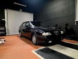 Usata 1994 Alfa Romeo 33 Tre volumi | 9000 €