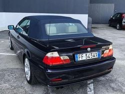 Blu/azzurro Usata 2001 BMW 320 Cabriolet Cabrio | 11.000 € (Cara)
