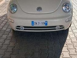 Usata 2004 VW Beetle Cabrio | 7900 € (Cara)