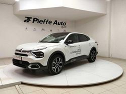 Pearl white perlat Usata 2023 Citroën e-C4 Shine Tre volumi | 23.900 € (Cara)