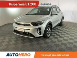 Argento Usata 2023 Kia Stonic Style SUV | 16.699 € (Buon prezzo)