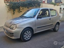 Argento Usata 2004 Fiat Seicento Active Due volumi | 2700 € (Cara)