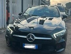 Nero Usata 2019 Mercedes A180 Tre volumi | 19.499 € (Buon prezzo)