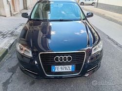Blu Usata 2012 Audi A3 Tre volumi | 5500 € (Buon prezzo)