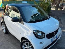 Usata 2015 Smart ForTwo Coupé Due volumi | 6900 € (Buon prezzo)