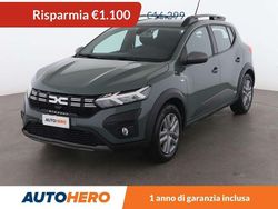 Verde Usata 2023 Dacia Sandero Expression SUV | 15.199 € (Buon prezzo)