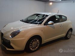 Bianco Usata 2017 Alfa Romeo MiTo Due volumi | 8290 € (Buon prezzo)
