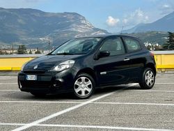 Nero Usata 2012 Renault Clio IV Tre volumi | 2200 € (Ottimo prezzo)