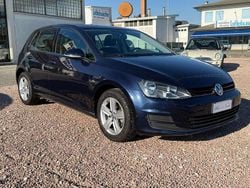 Blu Usata 2014 VW Golf VII Comfortline Tre volumi | 7200 € (Buon prezzo)