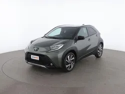 Verde Usata 2024 Toyota Aygo Lounge Due volumi | 15.399 € (Ottimo prezzo)