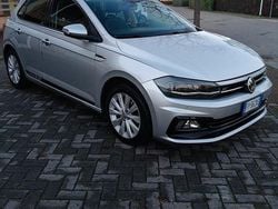 Grigio Usata 2018 VW Polo R-line Tre volumi | 13.900 € (Molto cara)