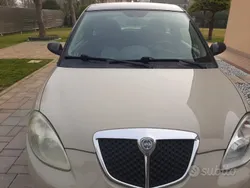 Usata 2009 Lancia Ypsilon Due volumi | 2500 € (Buon prezzo)