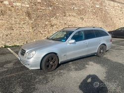 Grigio Usata 2006 Mercedes E350 Station wagon | 5000 €