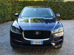 Blu/azzurro Usata 2016 Jaguar F-Pace Pure SUV | 14.900 € (Cara)