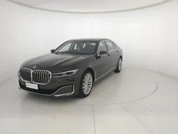 Grigio Usata 2021 BMW 750 Comfort Edition Tre volumi | 61.500 €