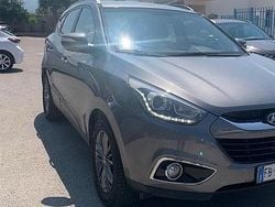 Grigio Usata 2015 Hyundai ix35 Xpossible SUV | 11.900 € (Cara)